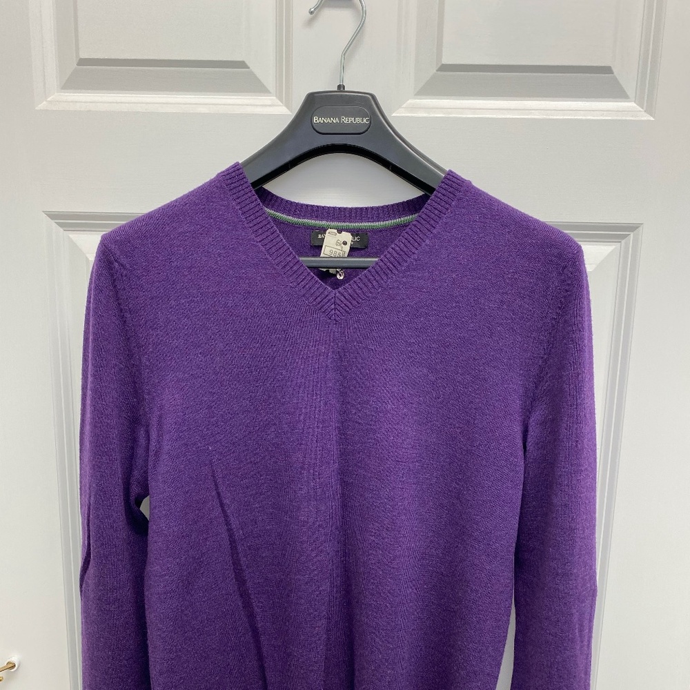 Banana Republic Merino V-Neck Sweater